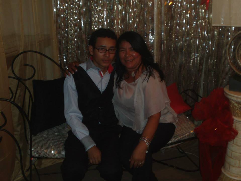 adrian y mamita 1.jpg