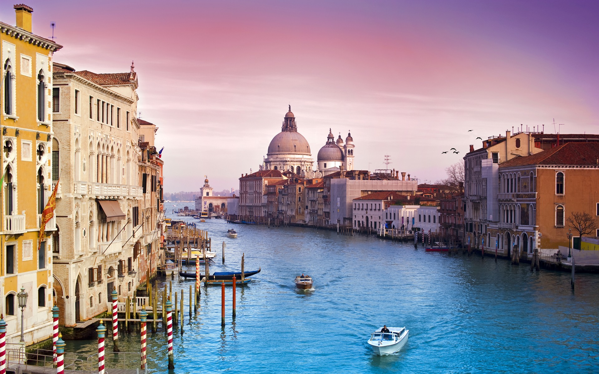Venice-(Italy).jpg