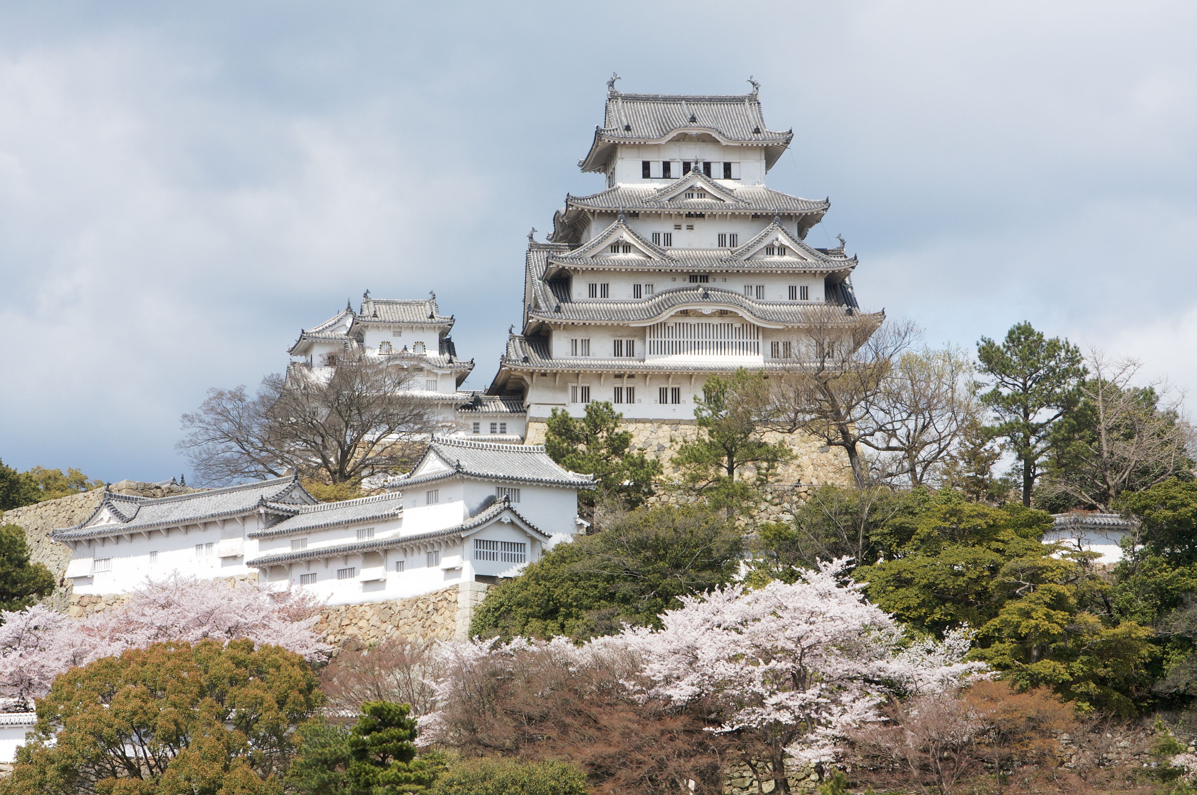 Himeji_Castle_2.jpg