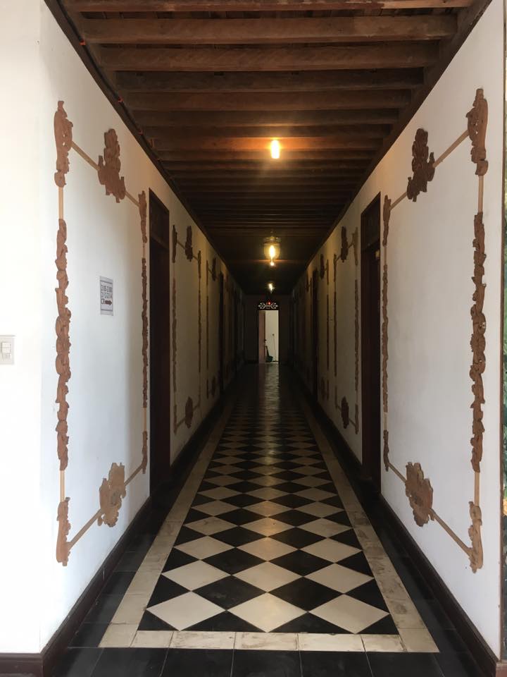 photography hallway of las casas bagab bataan.jpg