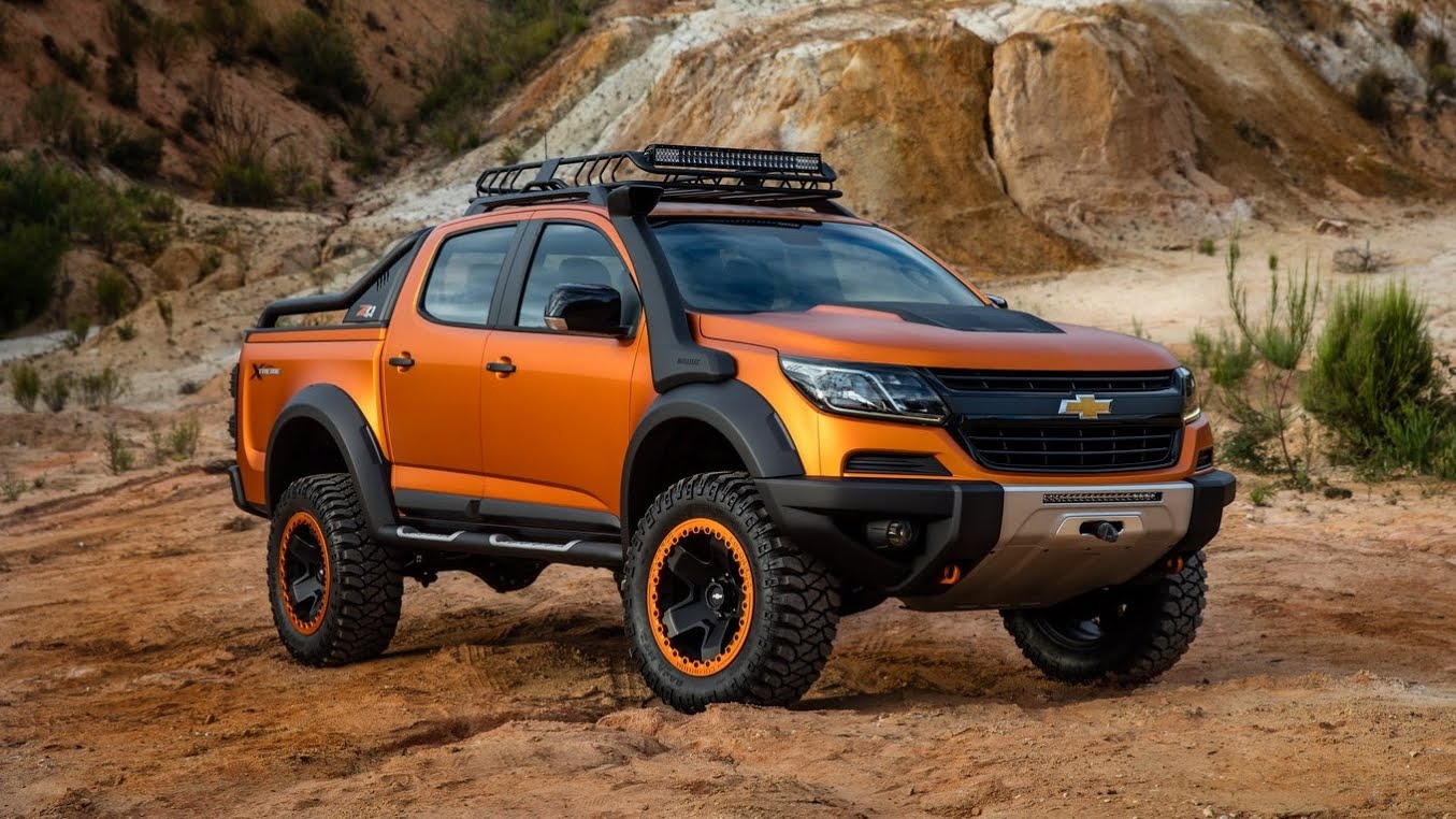 2018 Chevrolet Colorado exterior.jpg