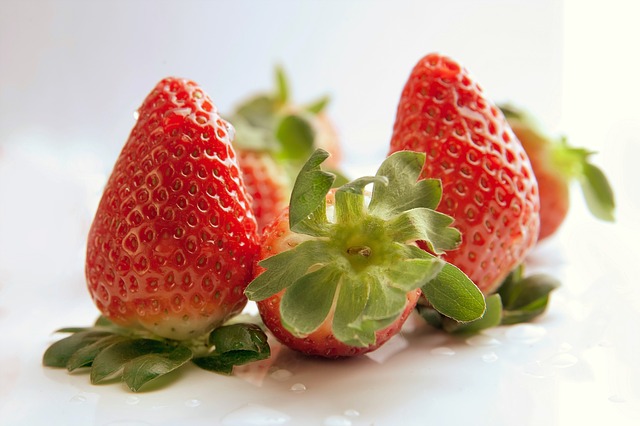 strawberries-1726510_640.jpg