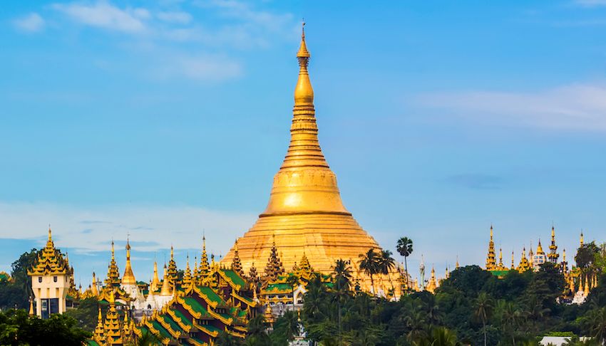 Yangon-Schwedagon-Pagoda-.jpg