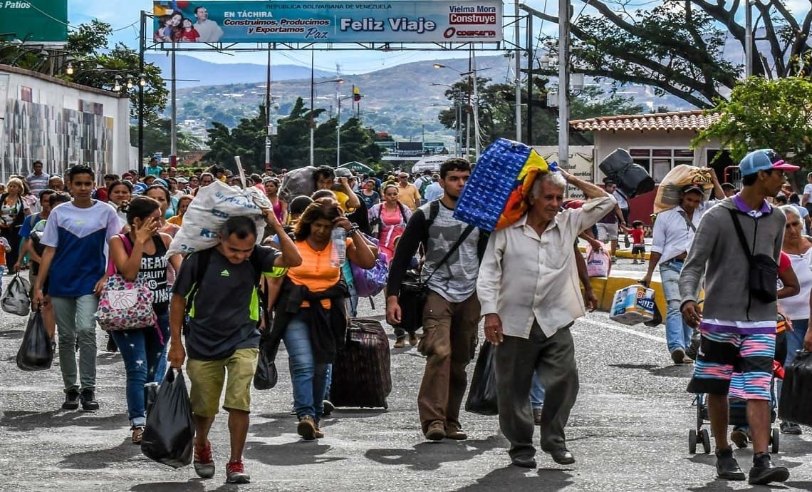 VENEZOLANOS-iloveimg-compressed.jpg