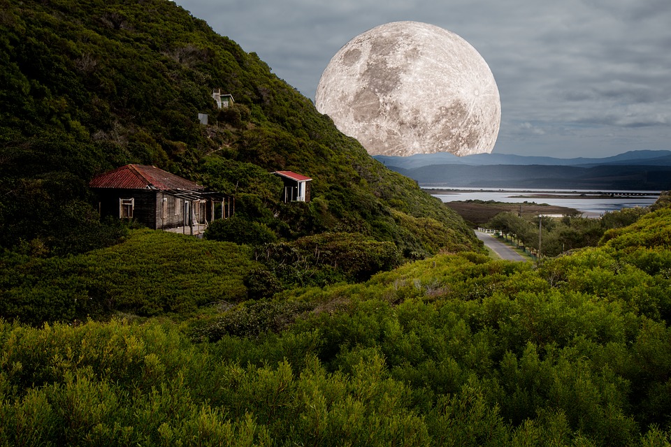 supermoon-1840957_960_720.jpg