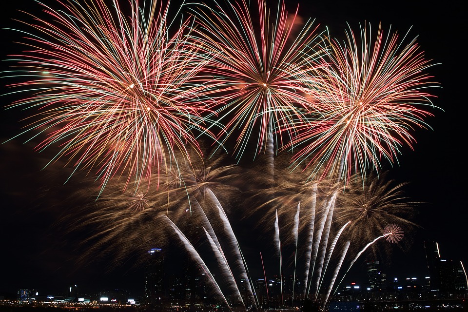 seoul-international-fireworks-festival-1507328_960_720.jpg