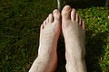 120px-Bare_feet_in_summer.jpg