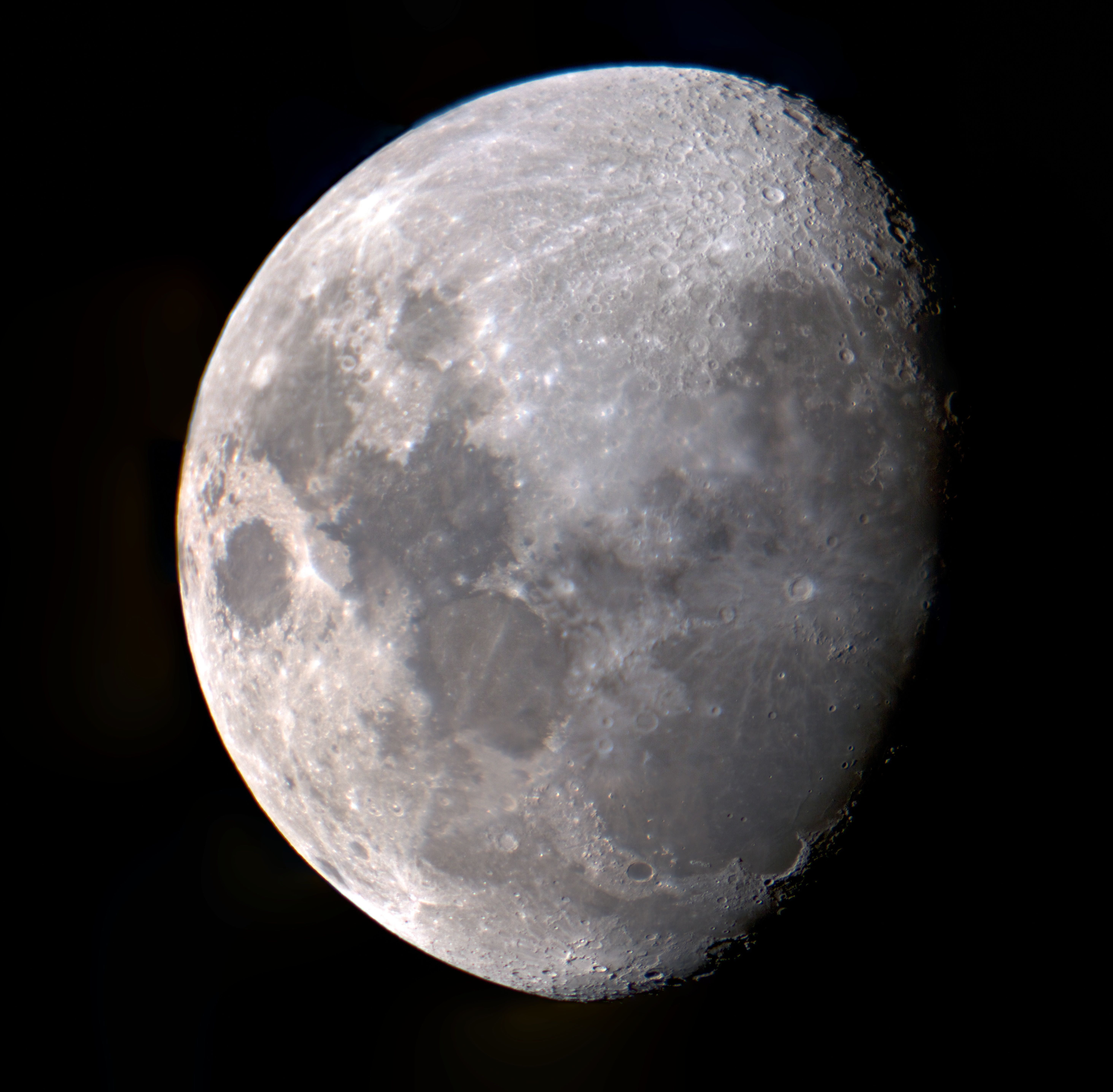 Moon 20100424 2200 by Cuttie és Jodie.jpg