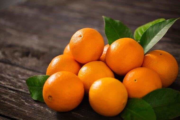 01_oranges_Finally—Here’s-Which-“Orange”-Came-First-the-Color-or-the-Fruit_691064353_Lucky-Business-760x506.jpg