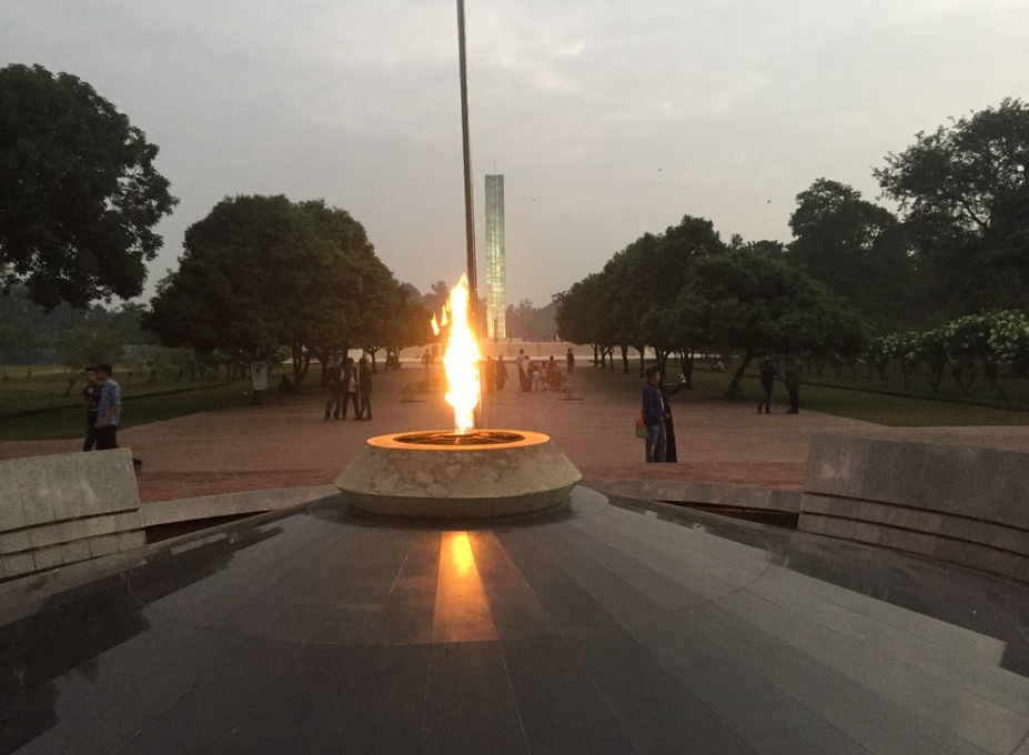 Flame in Independence Monument .png
