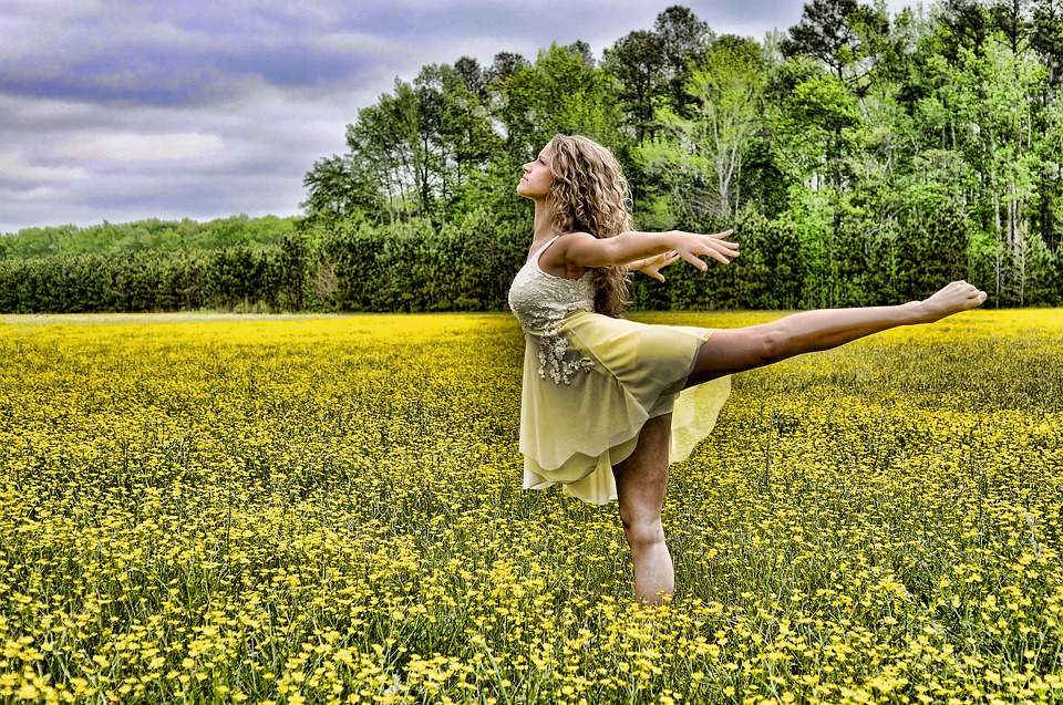 dancer-2093996_960_720.jpg