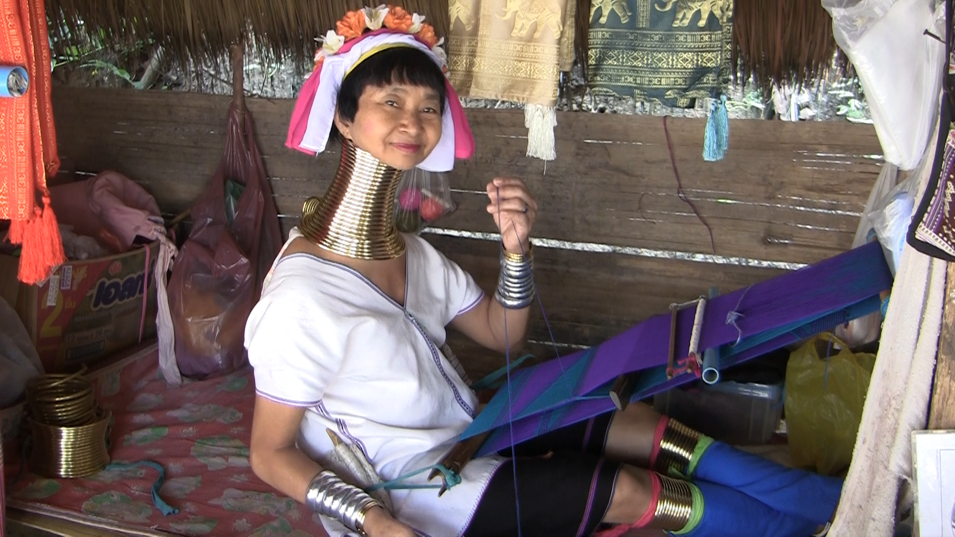 Karen Hill Tribe (Long Neck) People of Chiang Mai, Thailand — Passion  Travel Services