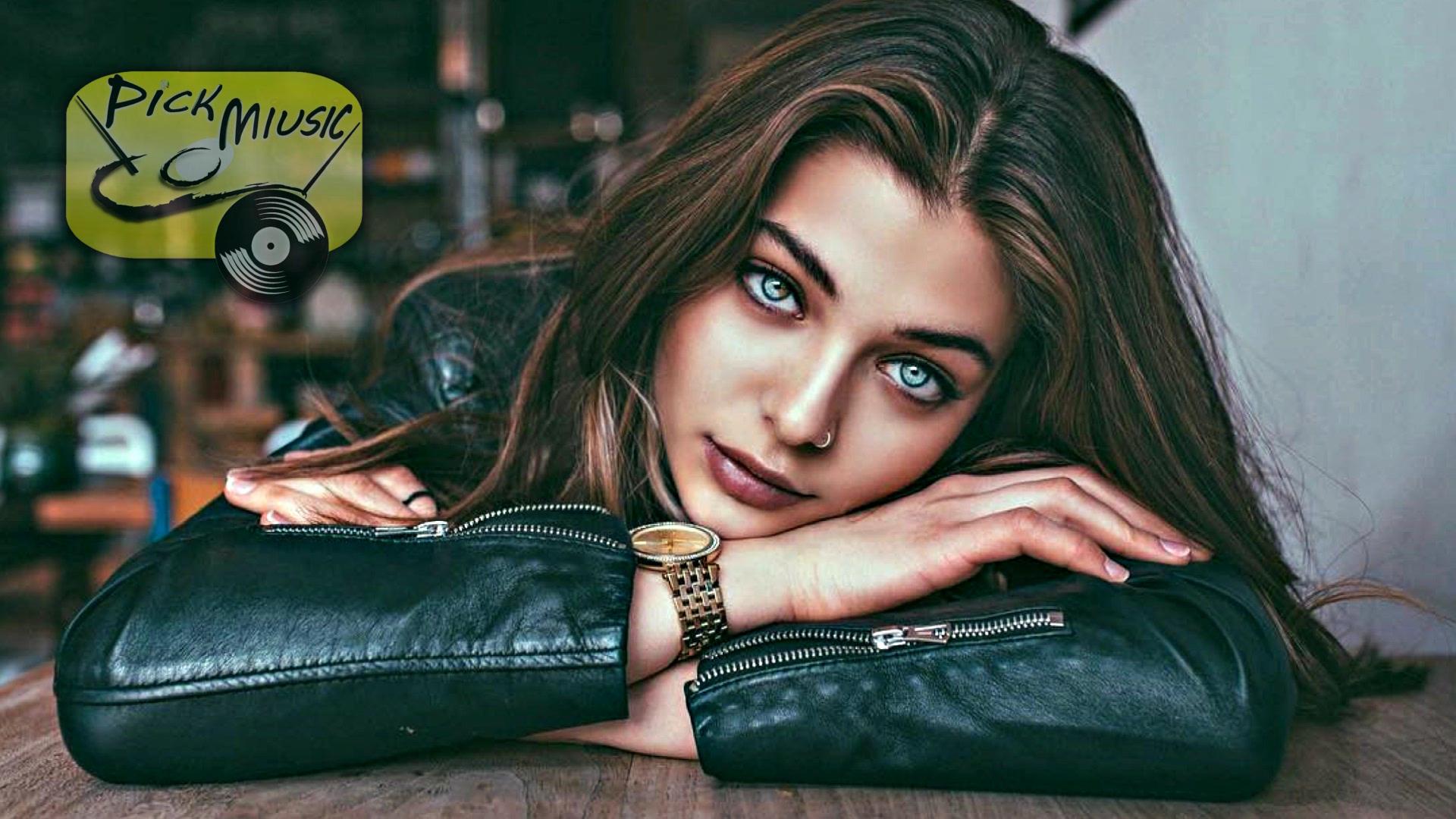 pick.miusic steemit ONE HOUR Relaxing Instrumental House music  Study and Concentration.jpg