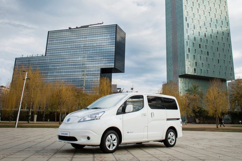 Nissan_world_premiere_of_new_longer_range_e_NV200_van_02-source-770x513.jpg