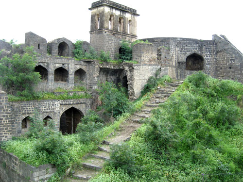 Paranda Fort.jpg