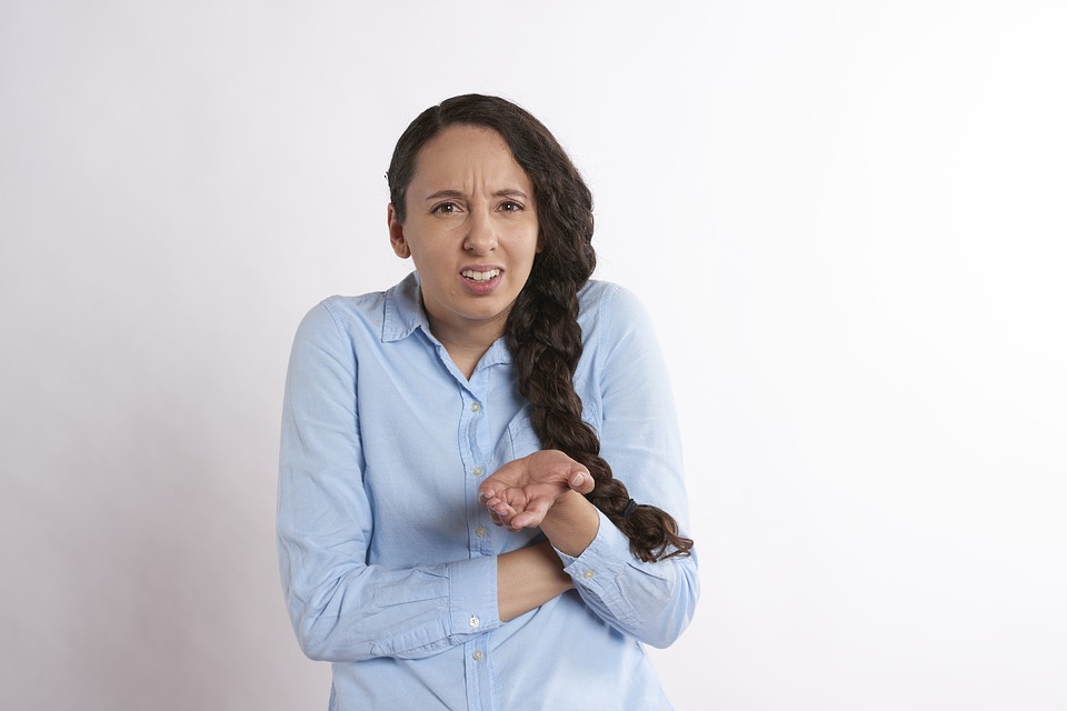 annoyed-3126442_960_720.jpg