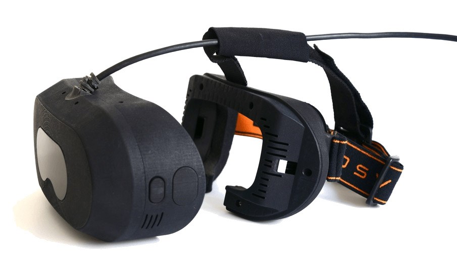 hmd.jpg