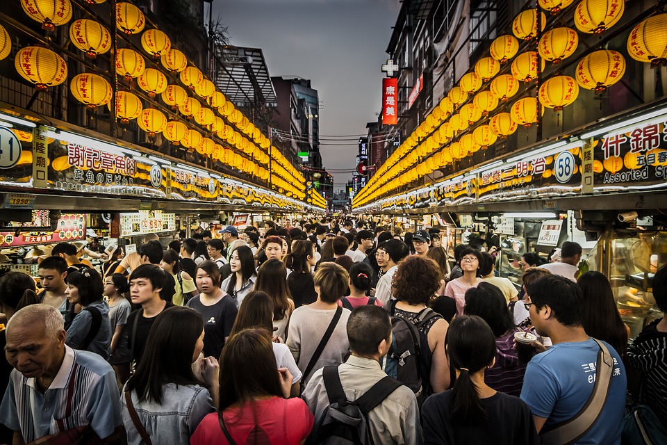 night-market-1714683_960_720.jpg