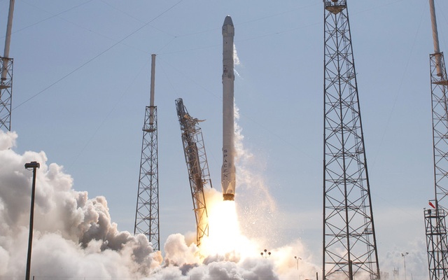 SpaceX%u2019s+First+Mars+Rocket+Will+Launch+This+November.jpg