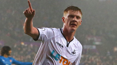 skysports-sam-clucas-swansea-city-liberty-stadium-premier-league_4218400.jpg