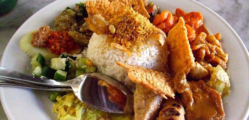 indonesia-gastronomia-nasi-campur.jpeg