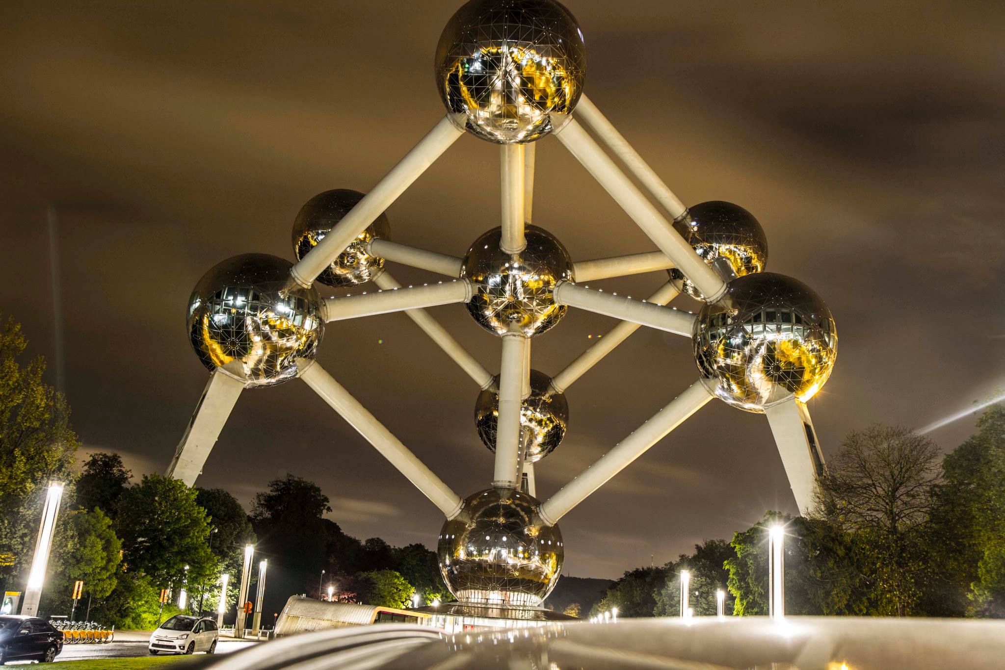 atomium.jpg