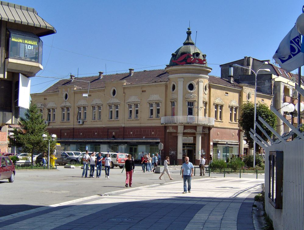 Mitrovica-Sides-1.jpg