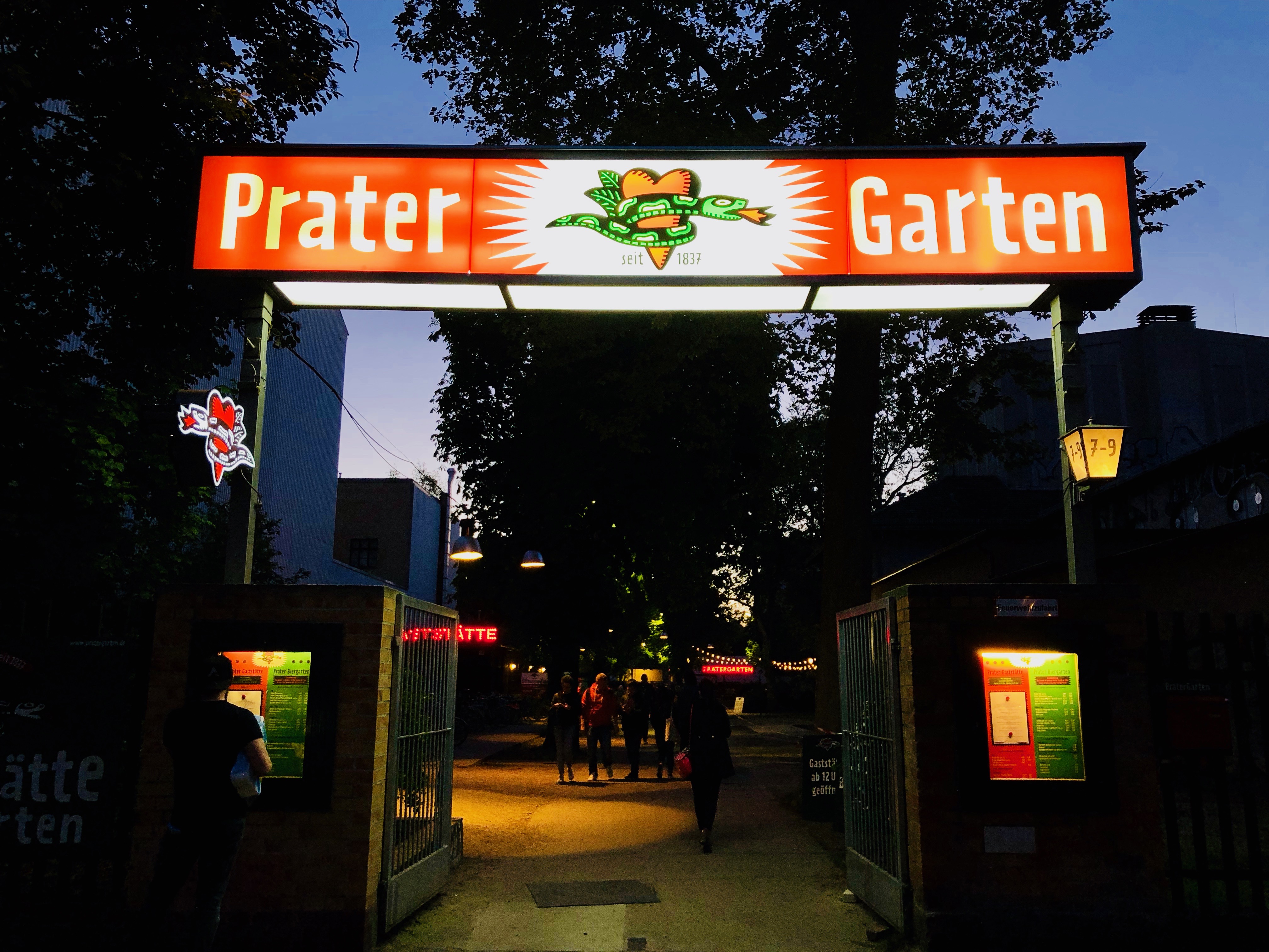 Prater Garten Berlin Garten Design Idee Fotos