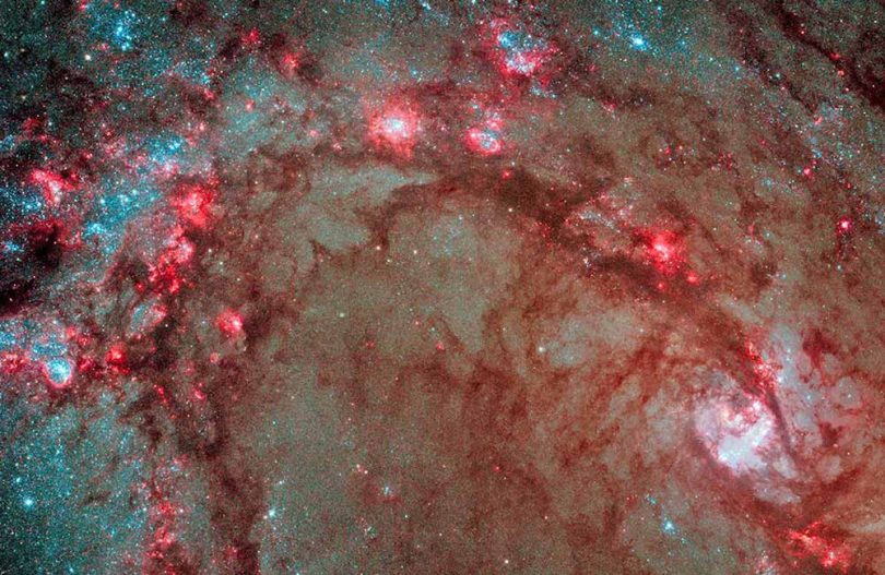 M83hubble1-810x527.jpg