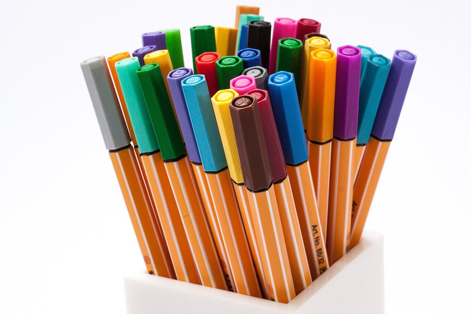 colored-pencils-402546_960_720.jpg