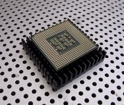 micro-chip-19980_960_720.jpg