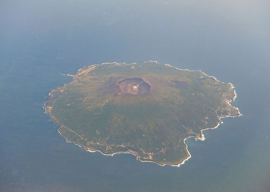 Island 1.jpg