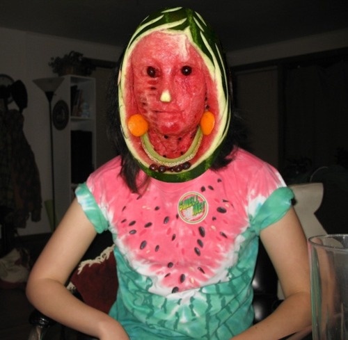 7137e10e8c8ab6e87f6314e916ef4cf2--watermelon-head-watermelon-carving.jpg