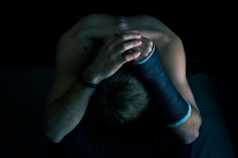 Broken-Depression-Tough-Emotional-Broken-Arm-Hurt-1221297.jpg