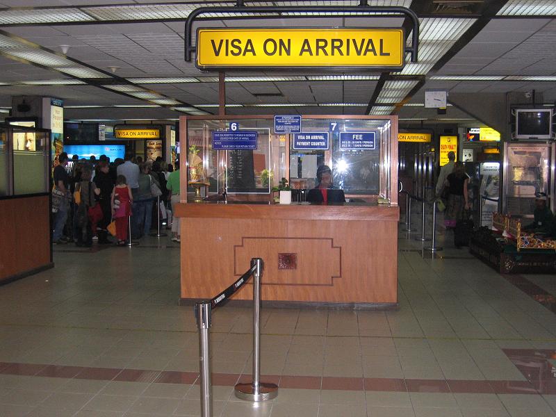 visa-on-arrival-counter.jpg