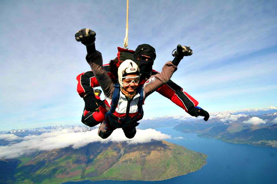 sky-dive-new-zealand-girlinchief.jpg