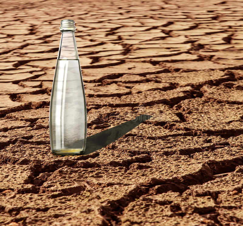 agua-dulce-en-botella-en-desierto-68500874.jpg