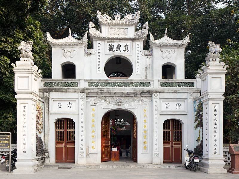 Hanoi-Quan-Thanh-Tempel.jpg