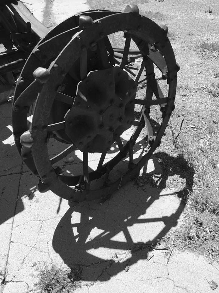 tractor wheel.jpg