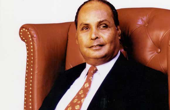 dhirubhaiambani_1386316596.jpg