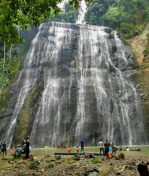 Air Terjun Peunaron.jpg