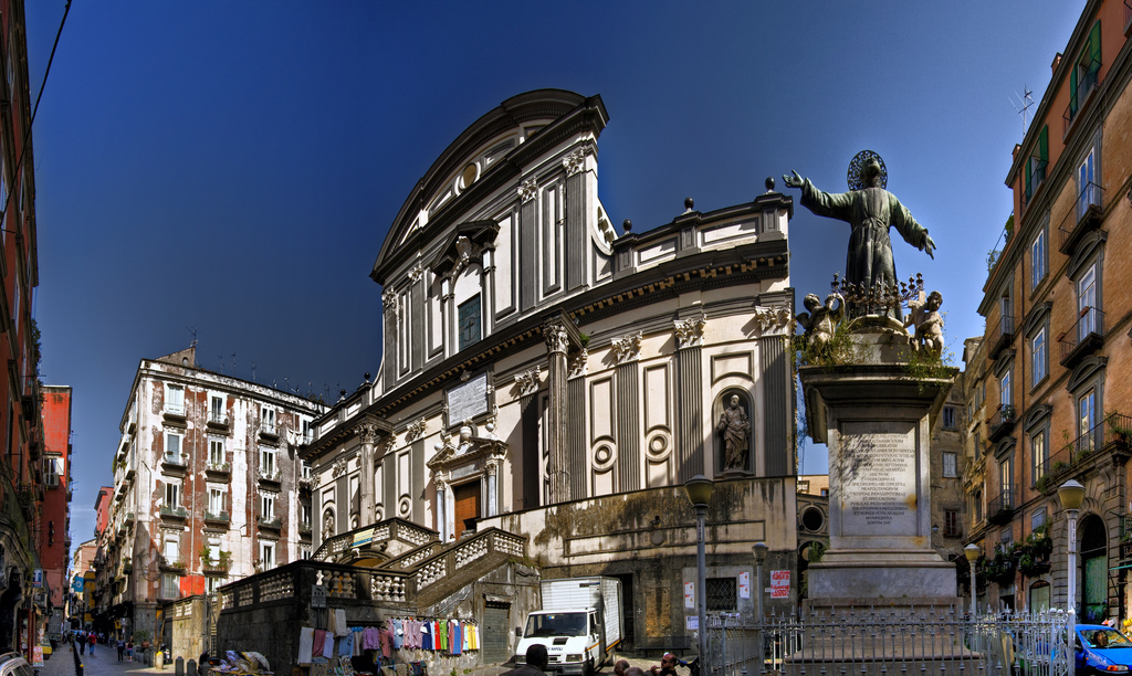 basilica-di-san-paolo-maggiore.jpg