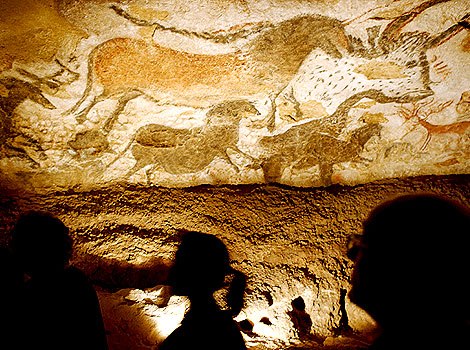 Lascaux-Caves-most-secret-places-on-earth.jpg