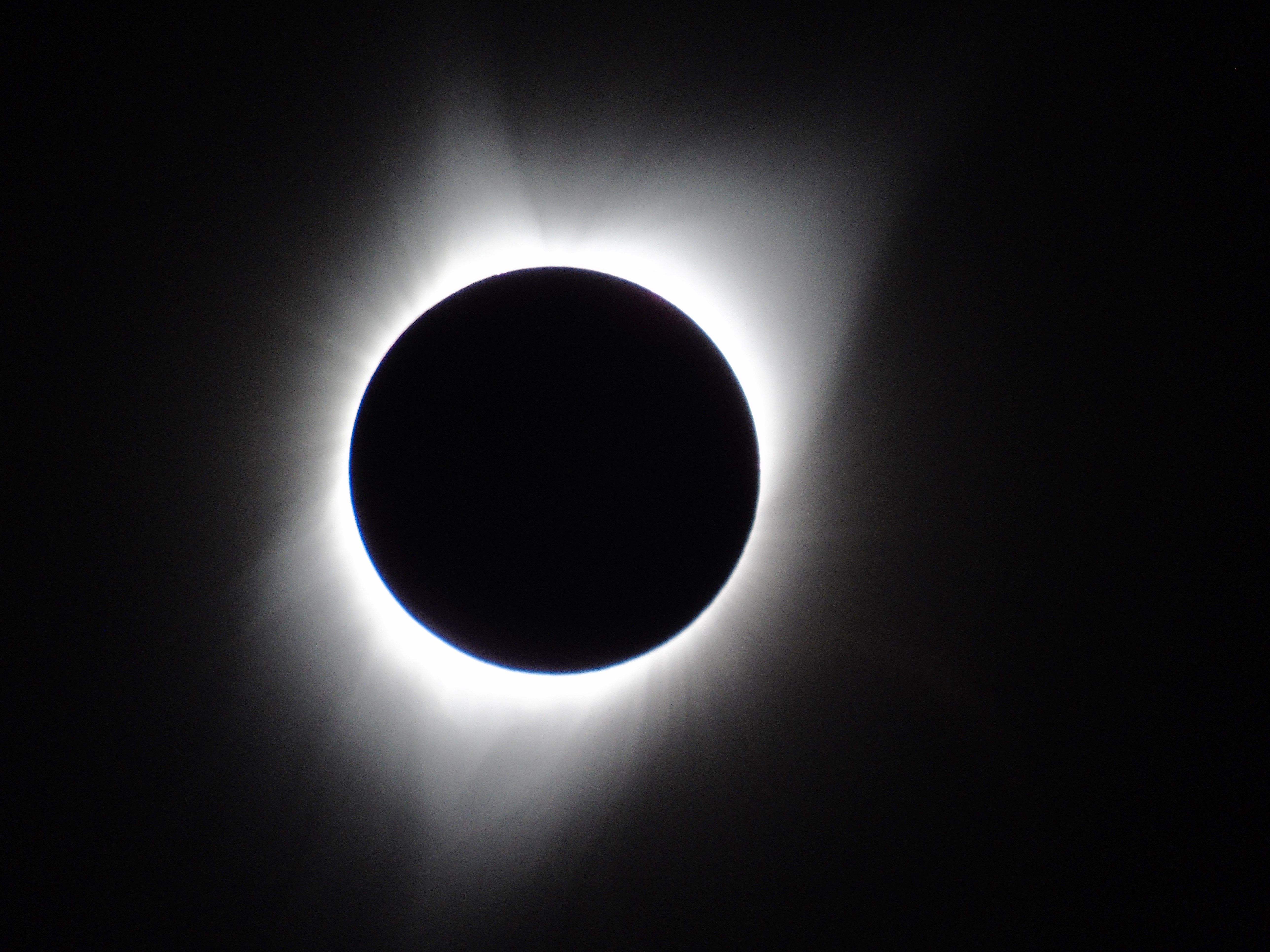 Total Eclipse 1.jpg