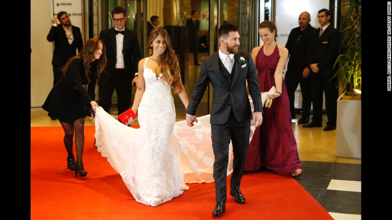 170630202841-02-messi-wedding-0630-restricted-exlarge-169.jpg