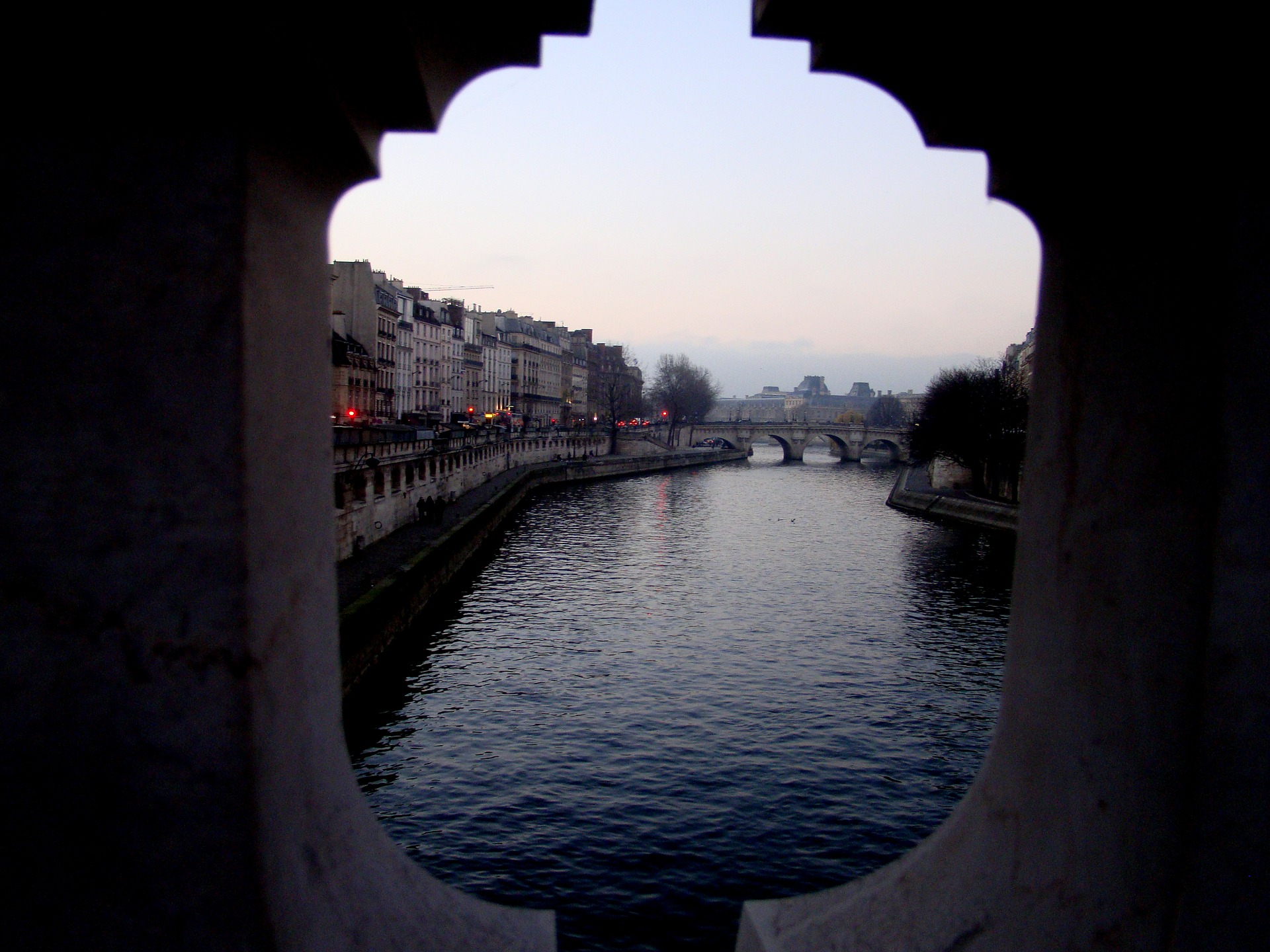 river-seine-2750726_1920.jpg