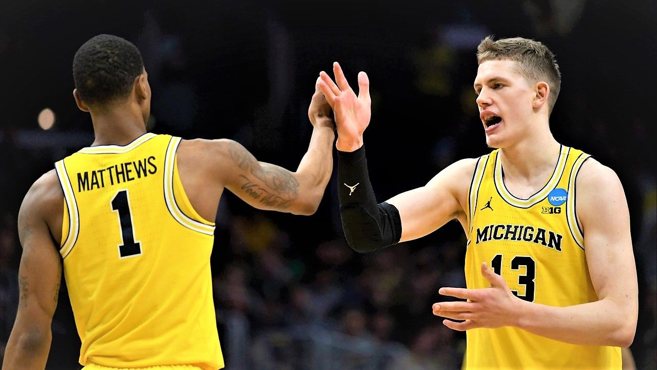 Mo Wagner and Charles Matthews Michigan basketball vs Texas AM 2018 Sweet 16_1521769214731.jpg_11826940_ver1.0_1280_720.jpg