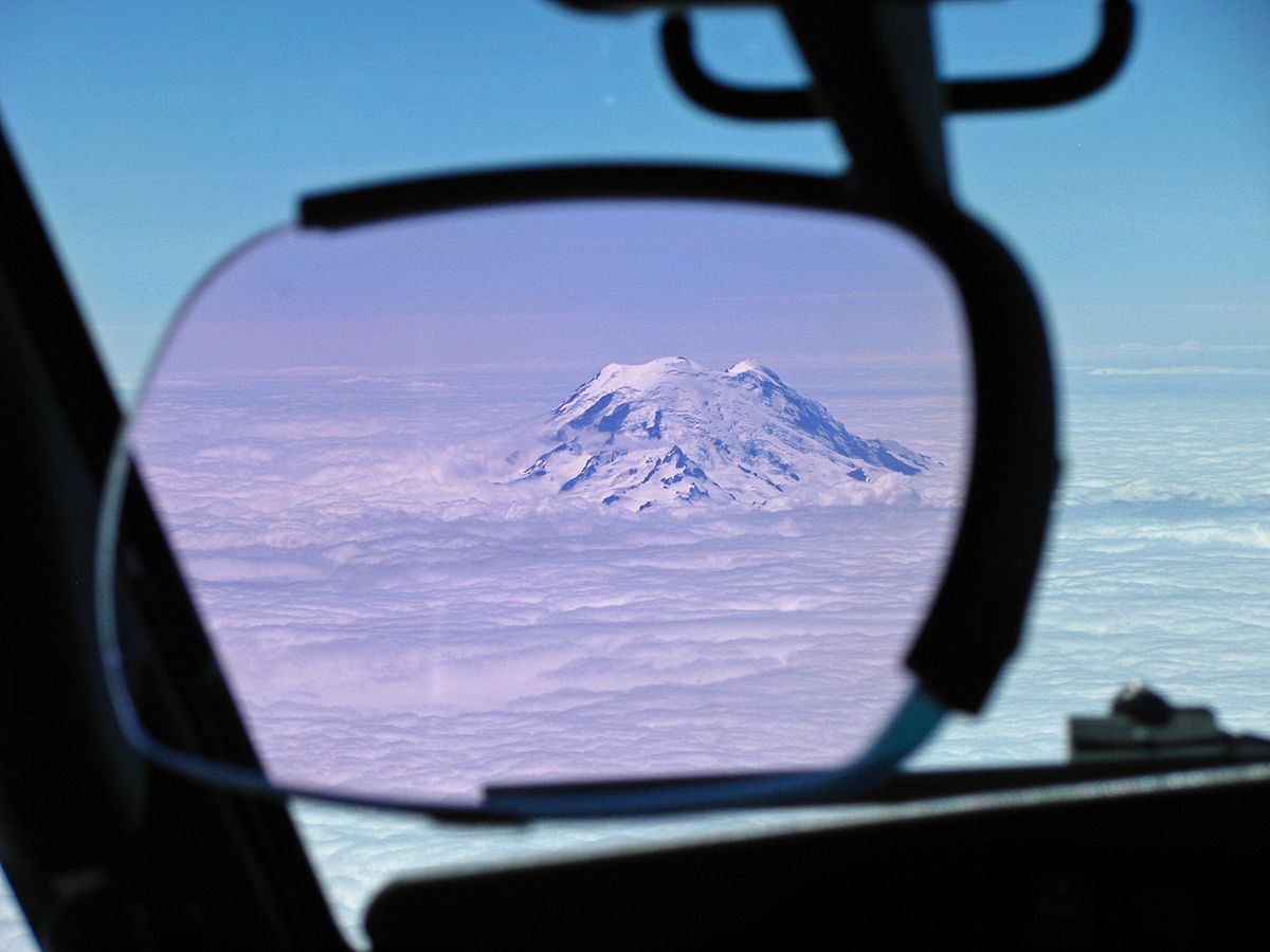 MTRAINIER2.jpg