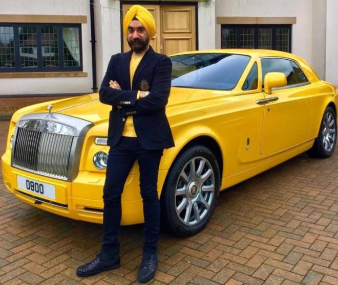 Reuben-Singh-with-his-Rolls-Royce-1.jpg