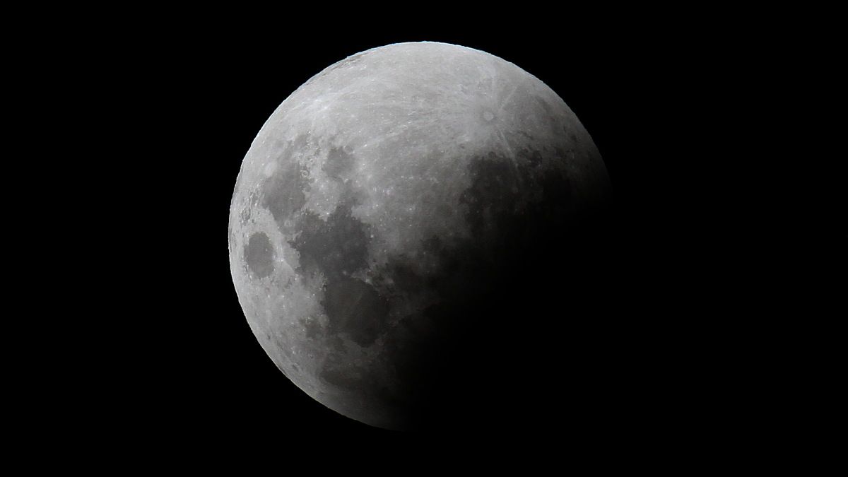 Eclipse 2018-2-01 n3.jpg